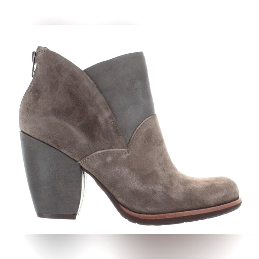 Kork-Ease Castaneda “Castle Suede” Brown Gray Leather Bootie Sz 8